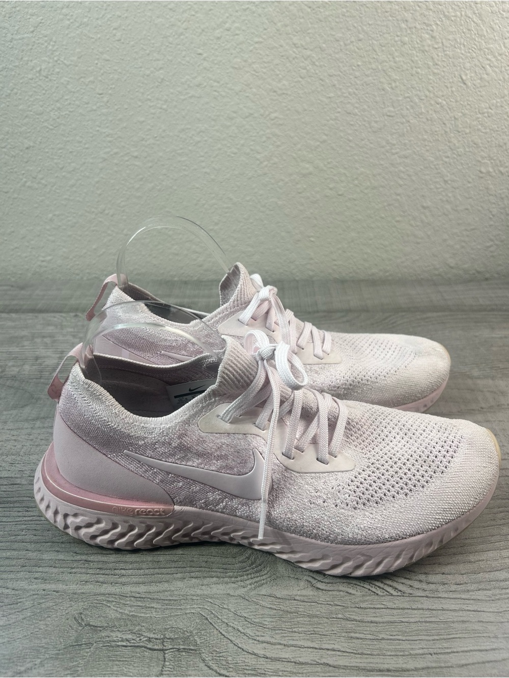 Nike Epic React Flyknit Size 10.5 Women’s Athletic Shoes - Pale Pink Knit - Picture 8 of 10